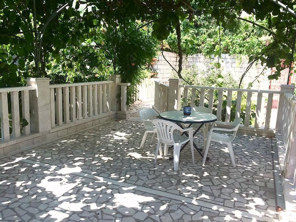 Guest House Vila Eli Herceg Novi Exteriör bild